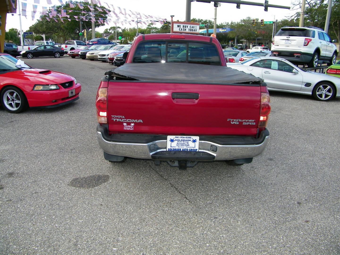 2007 Maroon /Grey Toyota Tacoma PreRunner Access Cab V6 2WD (5TETU62N87Z) with an 4.0L V6 DOHC 24V engine, Automatic transmission, located at 4000 Bee Ridge Road, Sarasota, FL, 34233, (941) 926-0300, 27.298664, -82.489151 - Photo#4